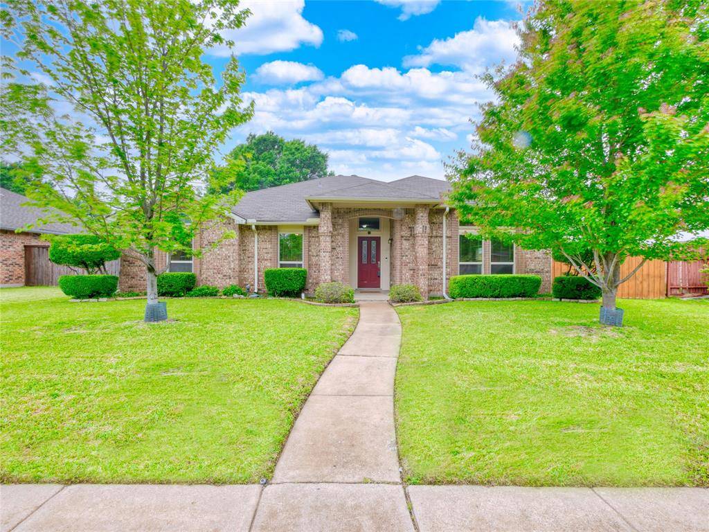 269 E Ridgegate Drive, Garland, TX 75040