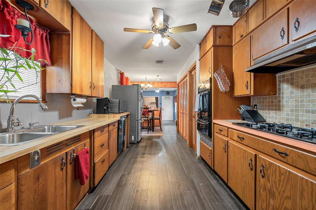 2433 N 42nd Street, Waco, TX 76710