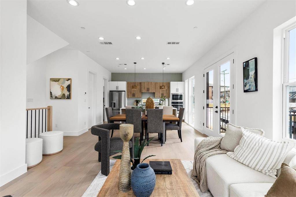 604 N Ewing Avenue #107, Dallas, TX 75203