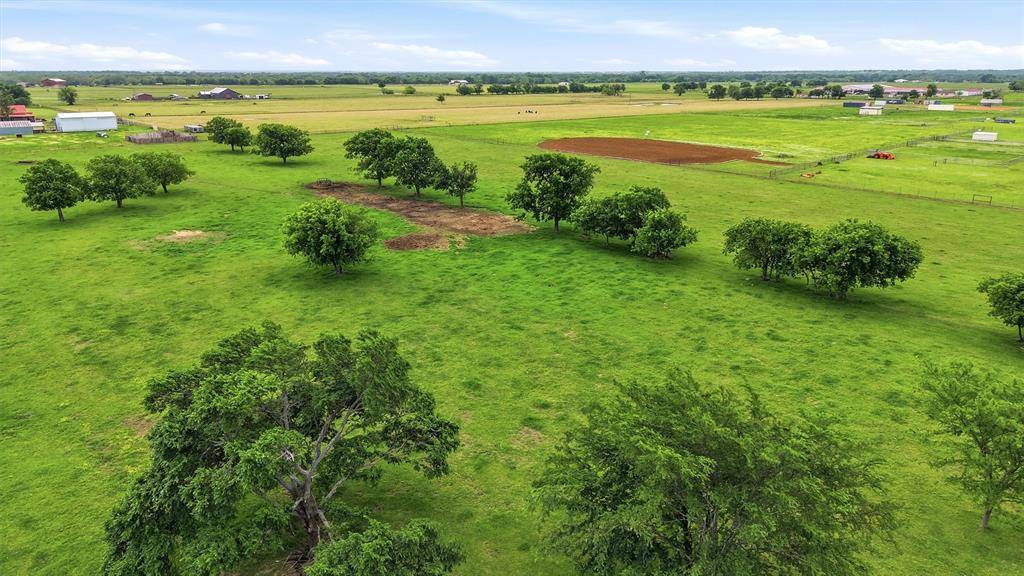 10.5 Graham Grove Road, Collinsville, TX 76233