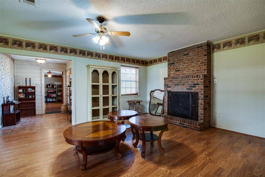 464 VZ County Road 2120, Canton, TX 75103