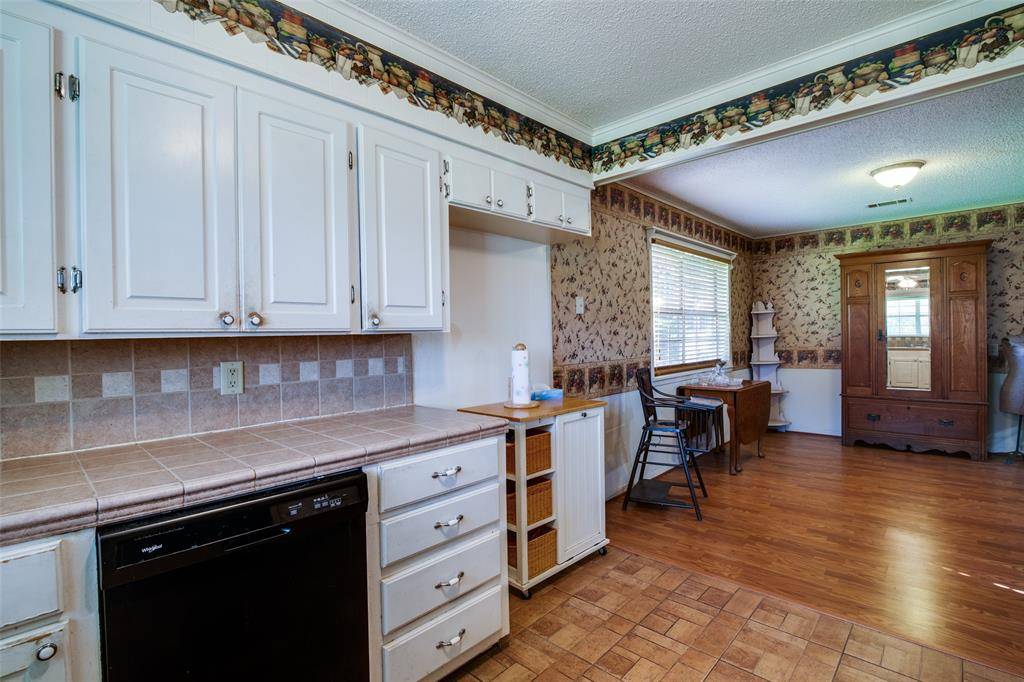 464 VZ County Road 2120, Canton, TX 75103