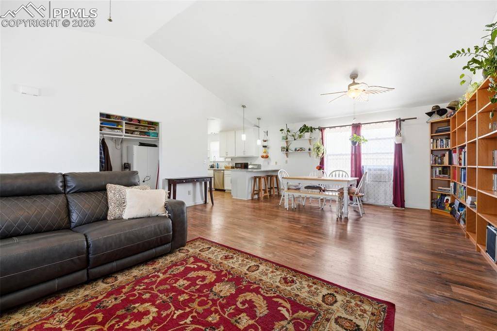 575 11th ST, Penrose, CO 81240