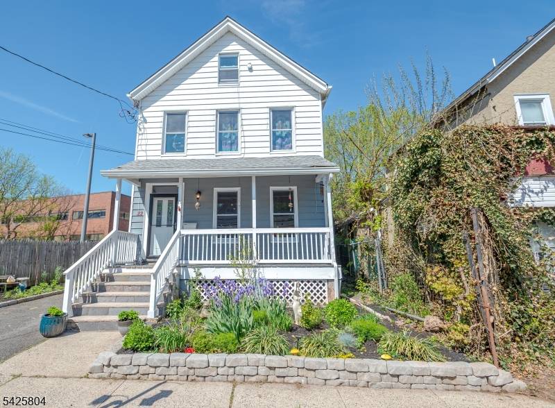 22 Hamilton St, Somerville Boro, NJ 08876