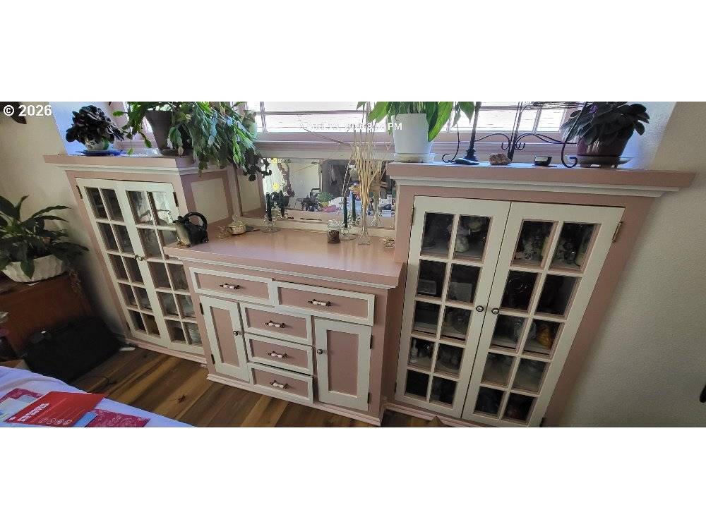 1439 UNION AVE, North Bend, OR 97459