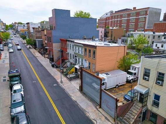 334 39th ST, Brooklyn, NY 11219
