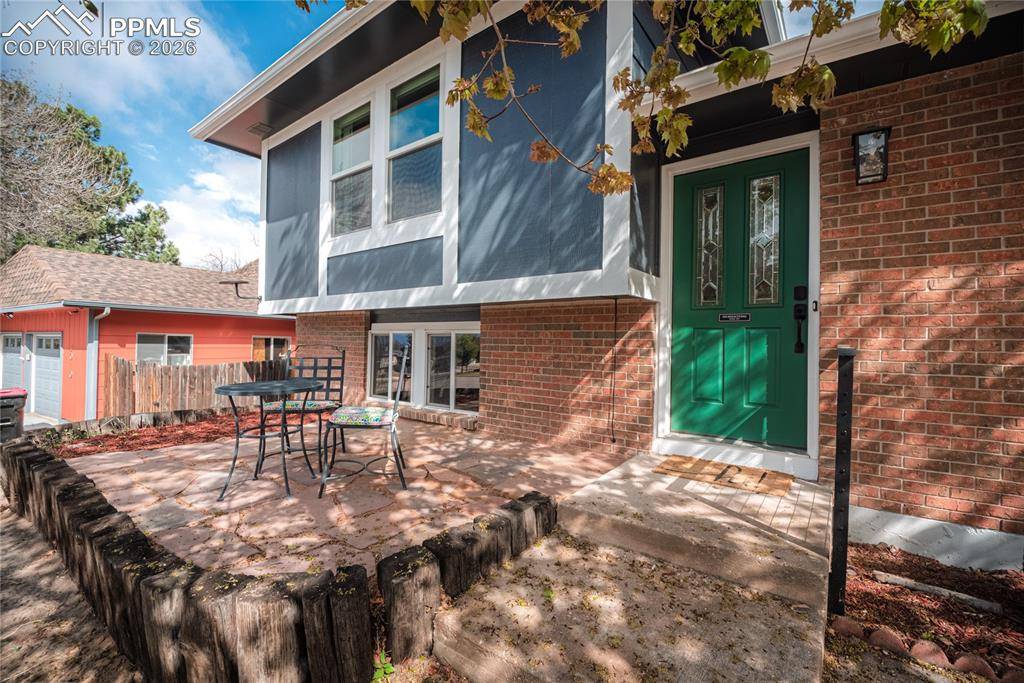 2020 Rusty Hinge DR, Colorado Springs, CO 80920