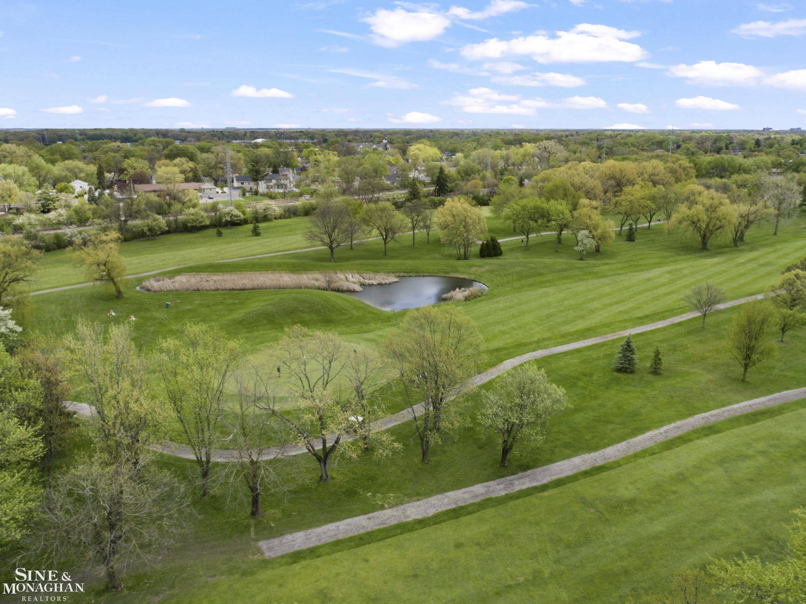 3914 Edgeland AVE, Royal Oak, MI 48073