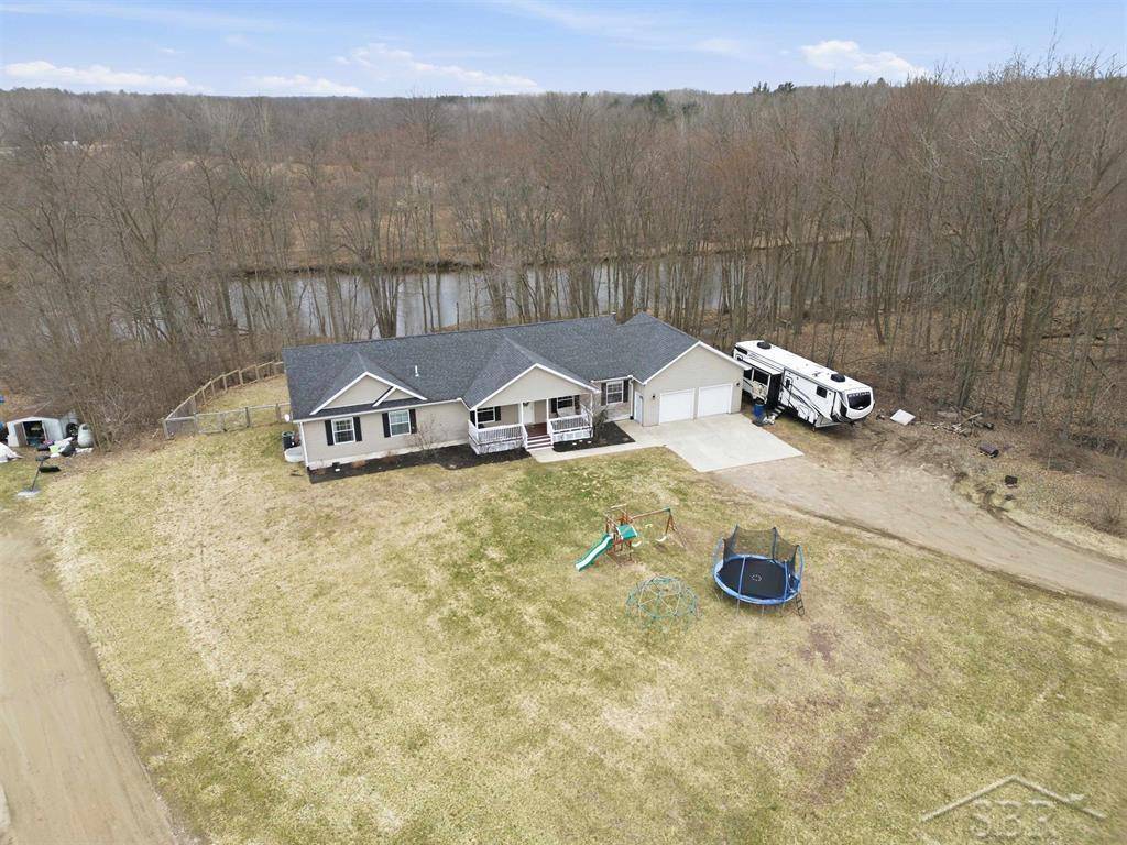 2041 W Pine River RD, Portertownship_midland, MI 48615