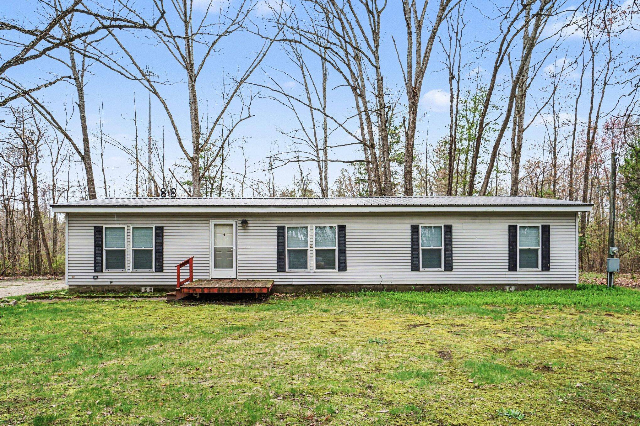 2418 Lincoln RD, Heathtownship_allegan, MI 49010