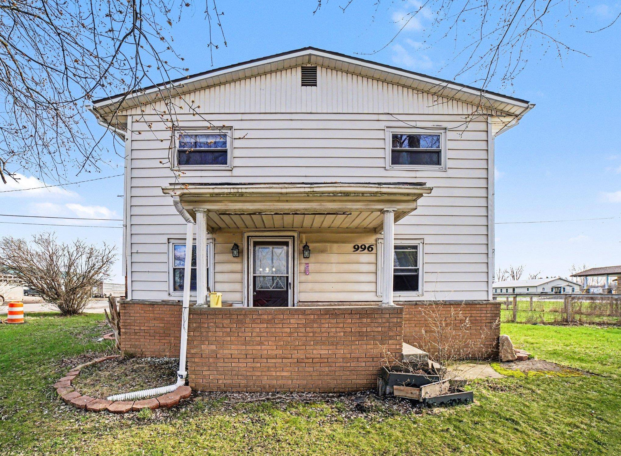 996 E Monroe RD, Bethany Twp, MI 48880
