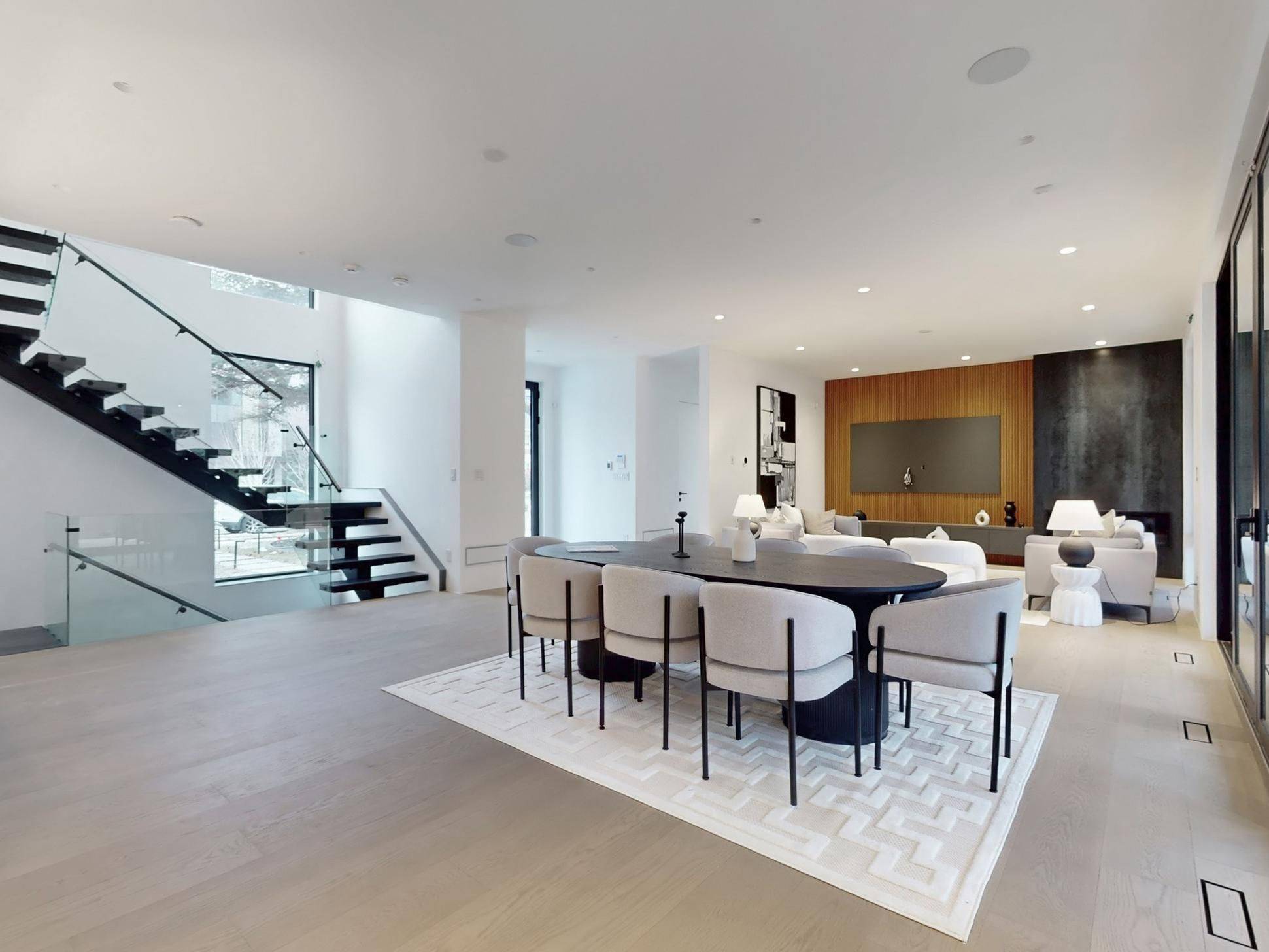 135 Imperial ST, Toronto C03, ON M5P 1C7