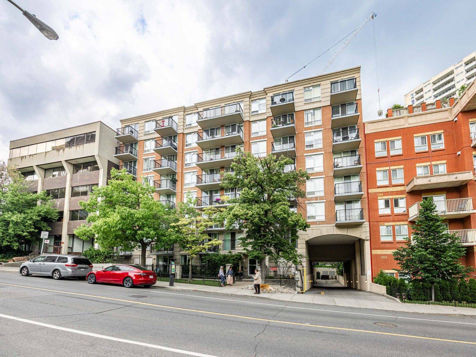 260 Merton ST #508, Toronto C10, ON M4S 3G2