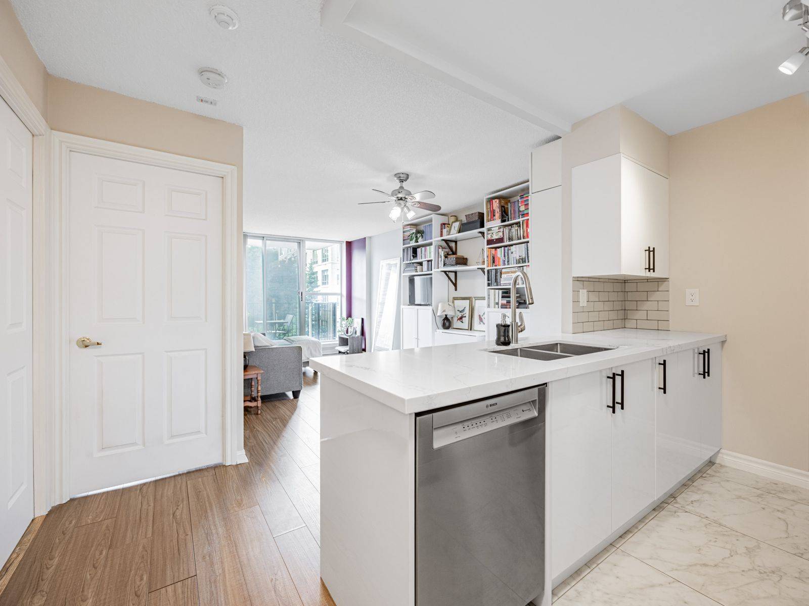 260 Merton ST #508, Toronto C10, ON M4S 3G2