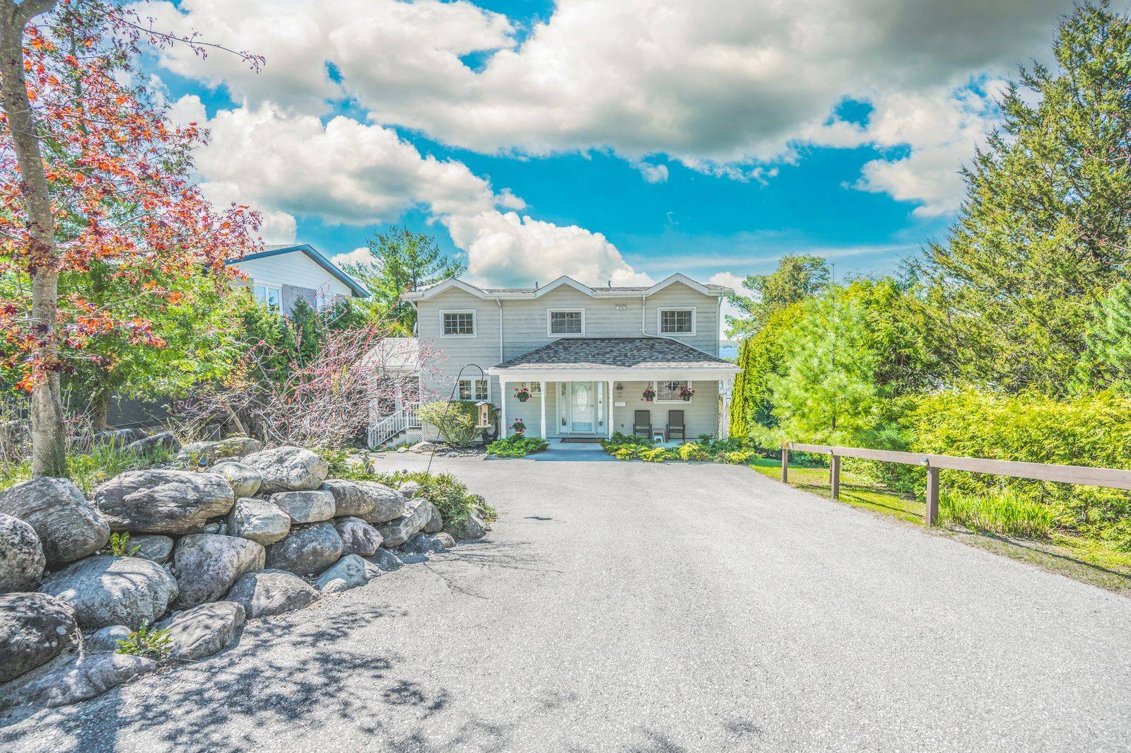30 Georgian LN, Tay, ON L0K 1R0