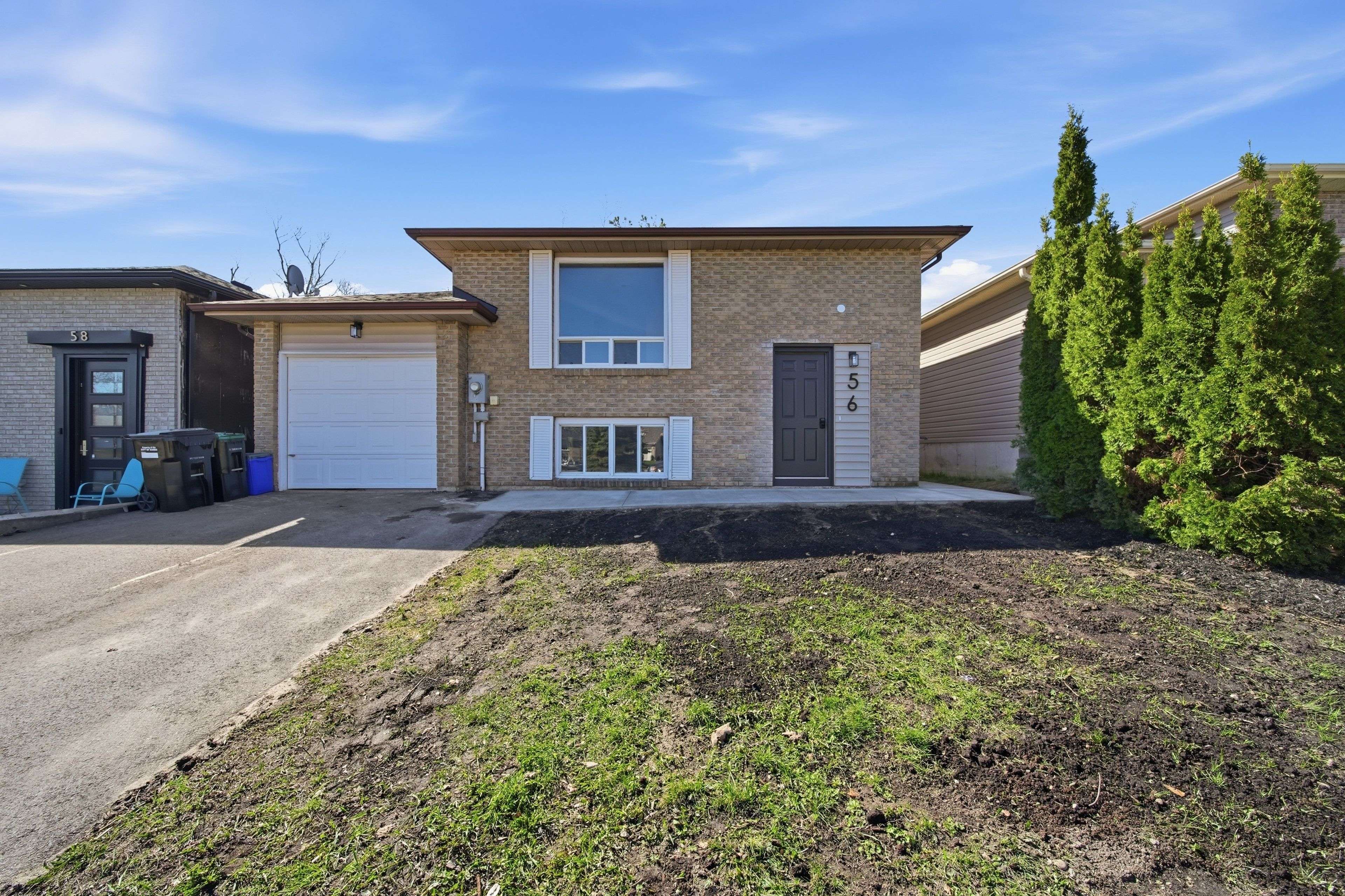 56 McConkey PL #Main, Barrie, ON L4N 6H3