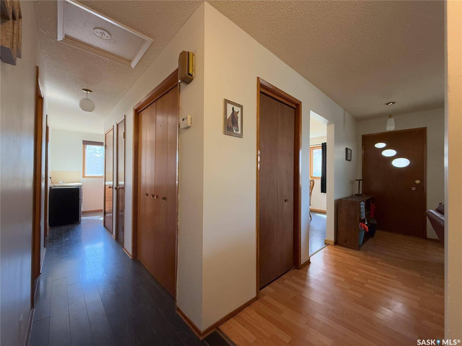 208 1st STREET E, Climax, SK S0N 0N0