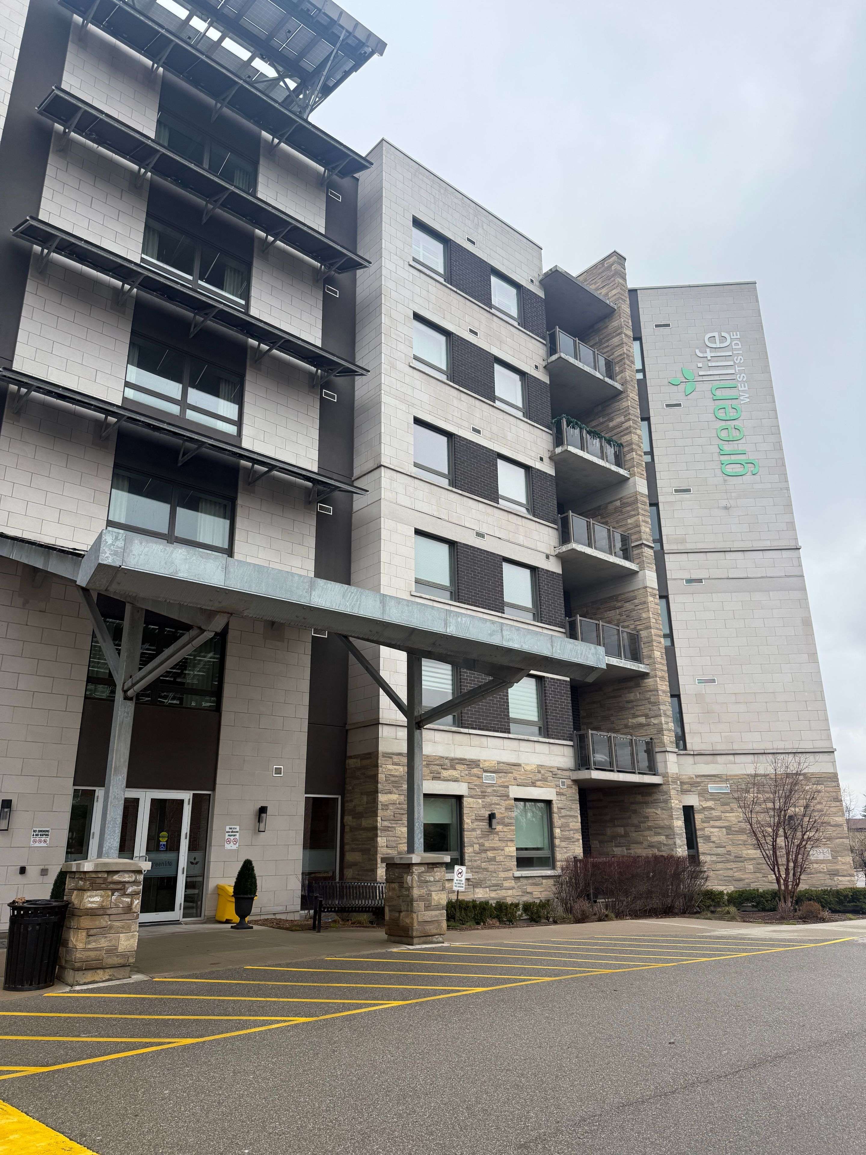 33 Whitmer ST #222, Milton, ON L9T 0R5