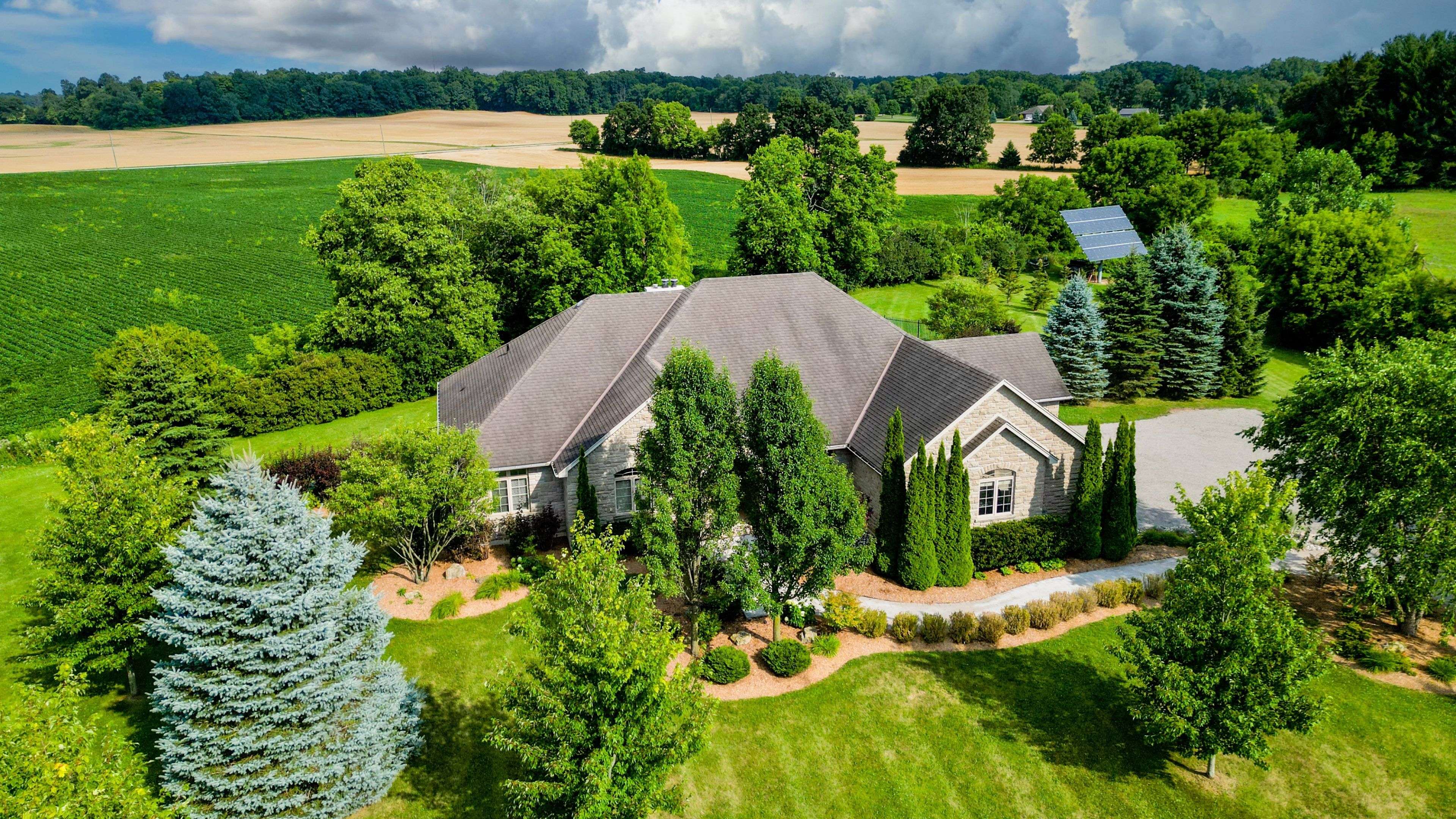 10 Eagle Ridge CT, Brant, ON N0B 1W0