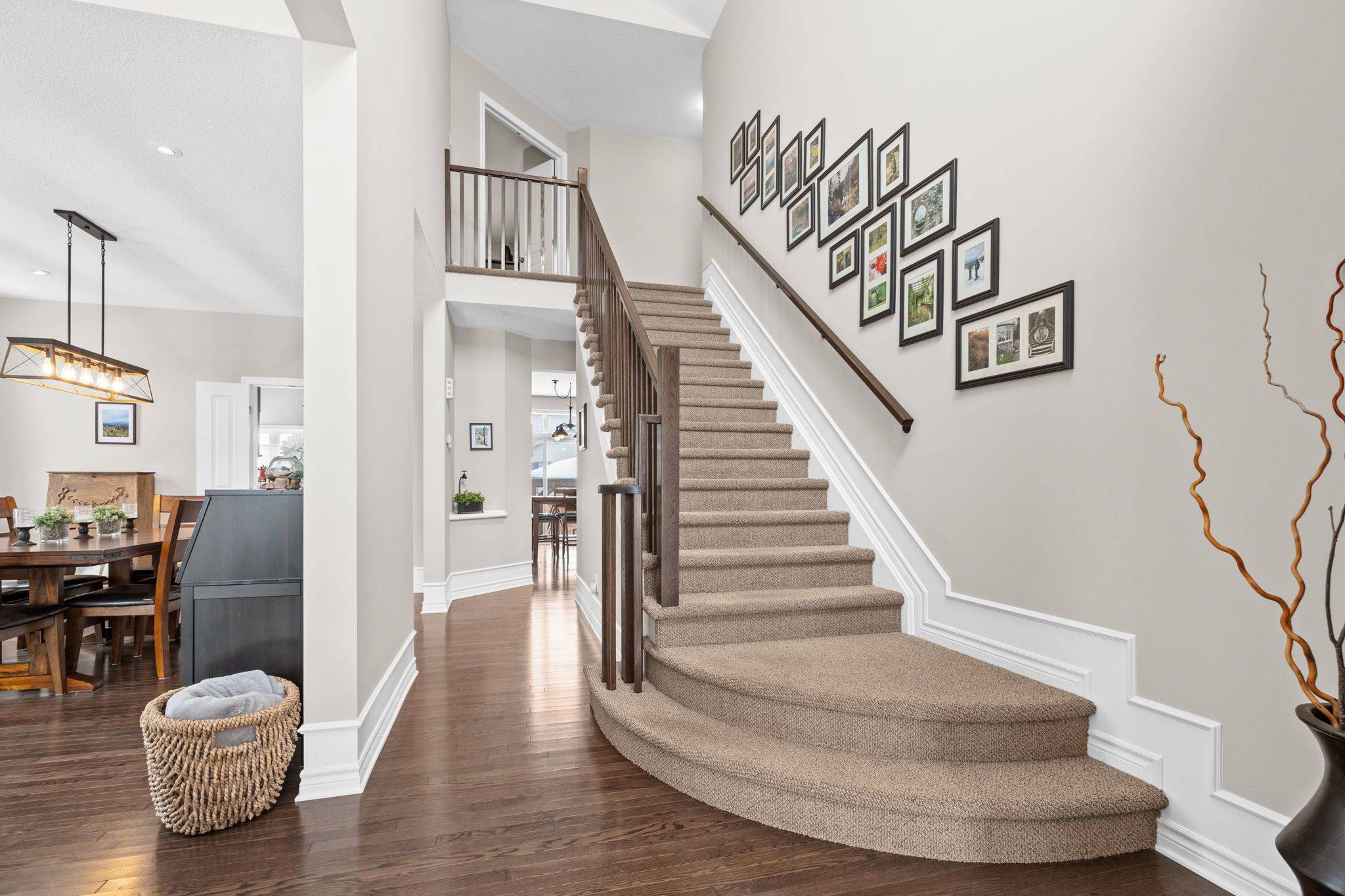 525 Grand Tully WAY, Blossom Park - Airport And Area, ON K1V 2M8