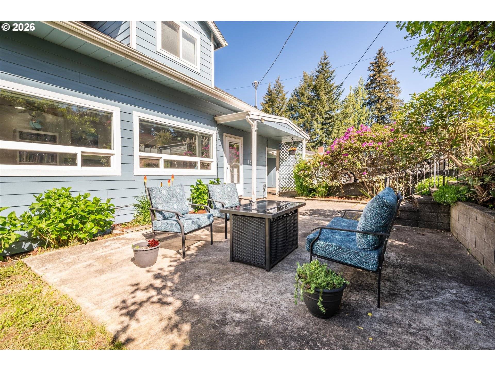1575 N HENRY ST, Coquille, OR 97423