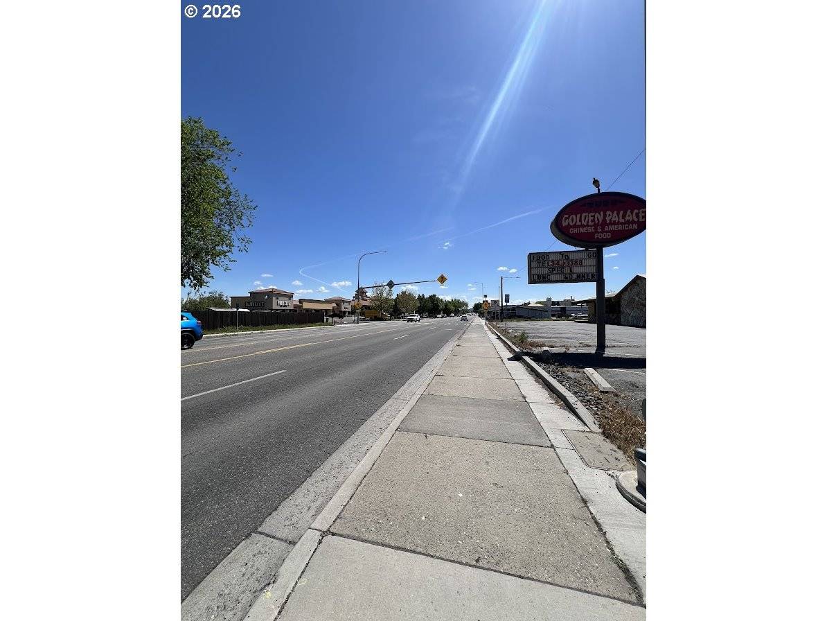 1185 George Washington WAY, Richland, WA 99352