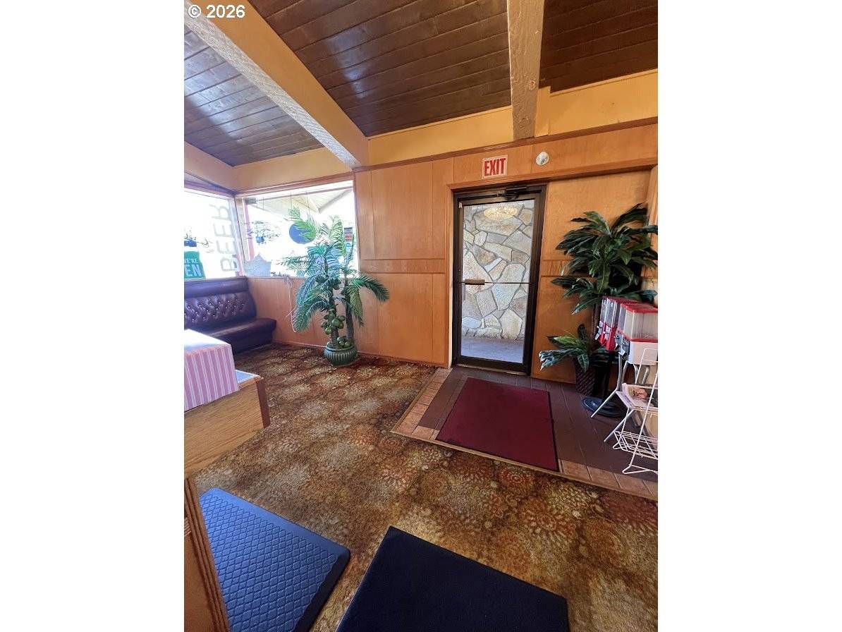 1185 George Washington WAY, Richland, WA 99352