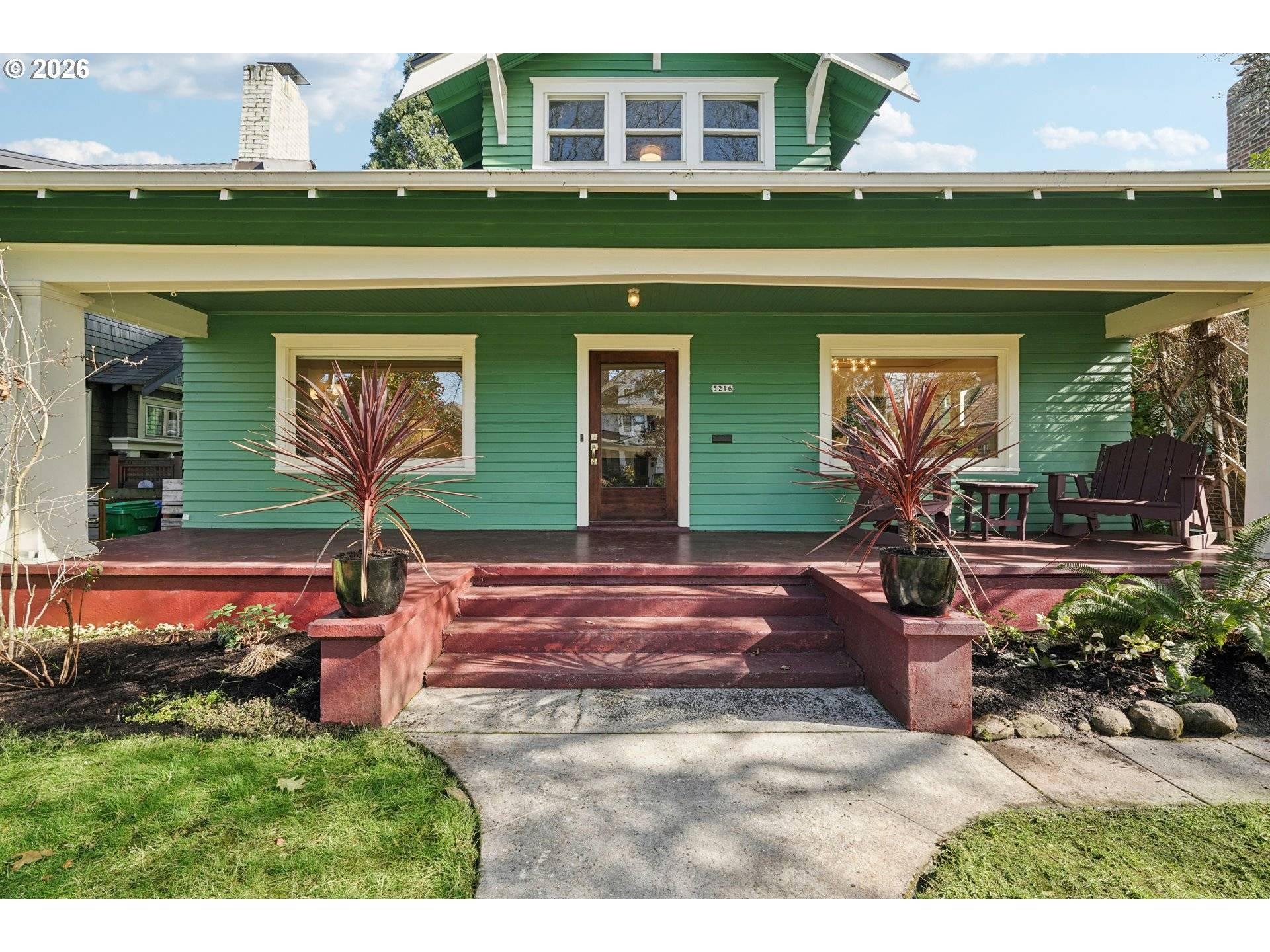 5216 NE CLEVELAND AVE, Portland, OR 97211