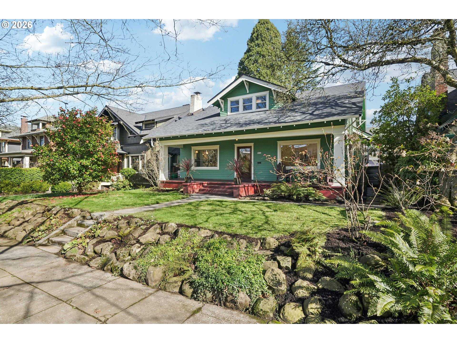 5216 NE CLEVELAND AVE, Portland, OR 97211