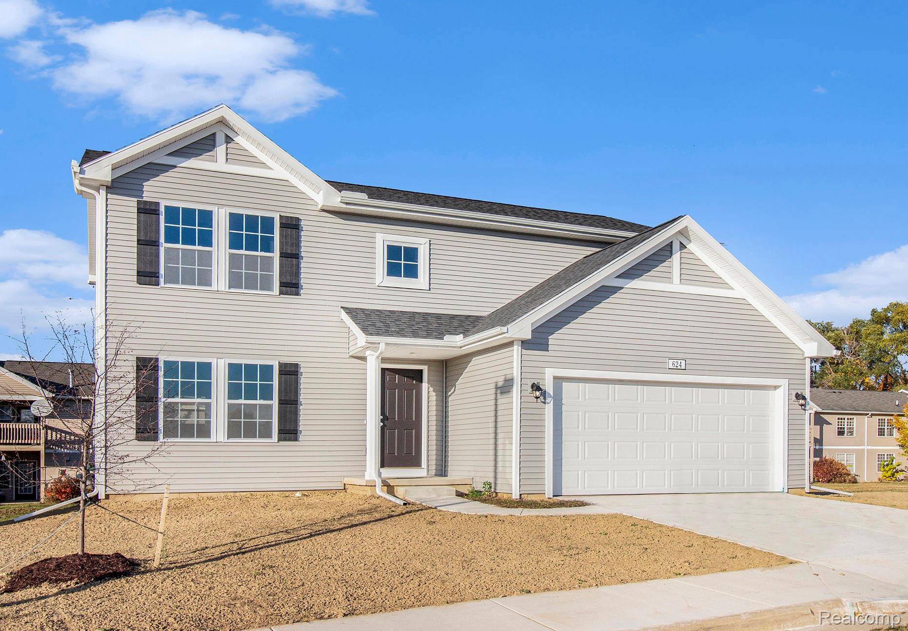 6030 Lahring RD, Fenton Charter Township, MI 48451