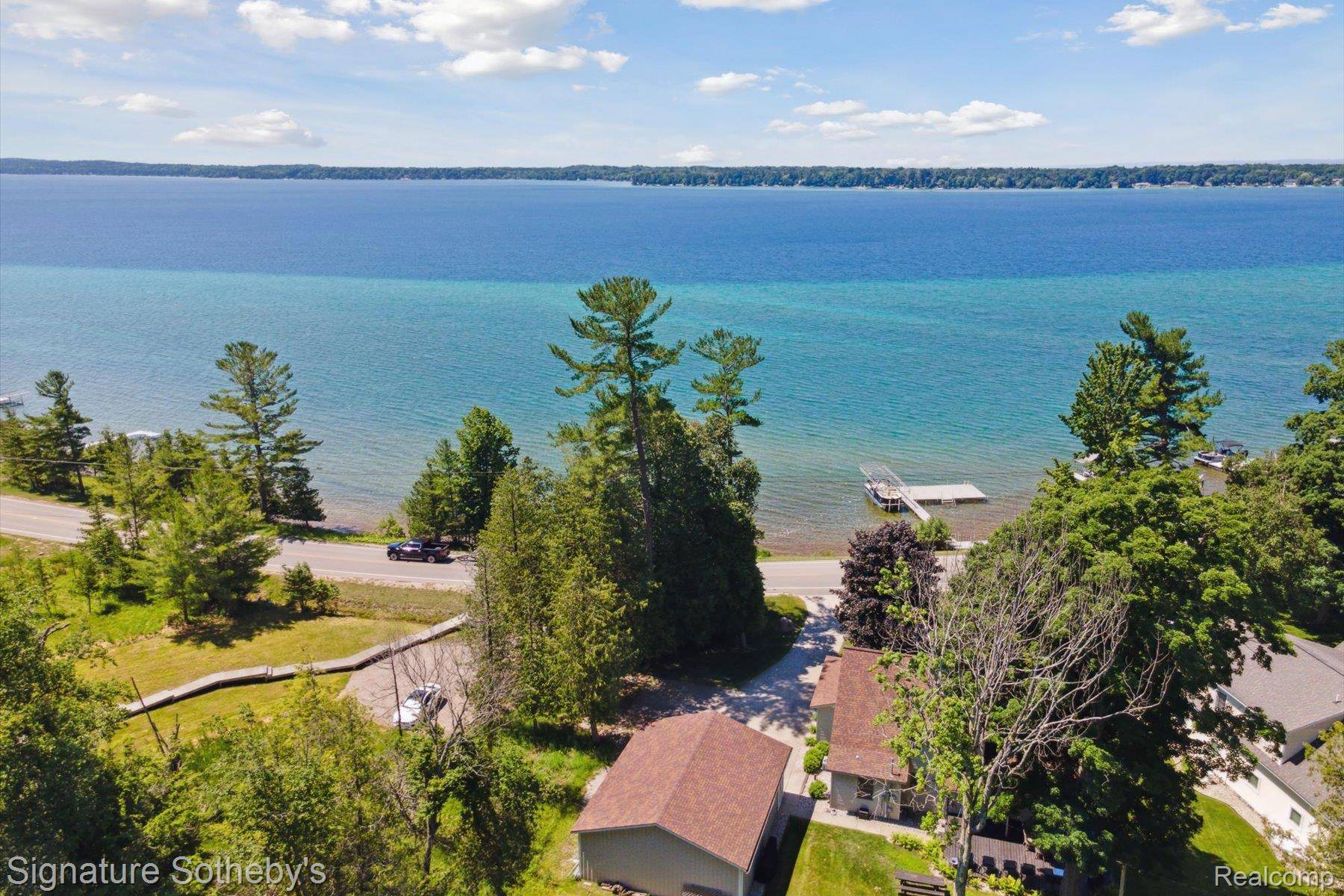 4294 N East Torch Lake DR, Centrallaketownship_antrim, MI 49622