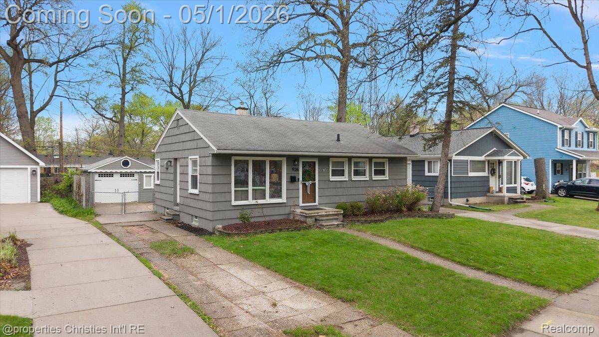 926 Catalpa DR, Royaloakcity_oakland, MI 48067