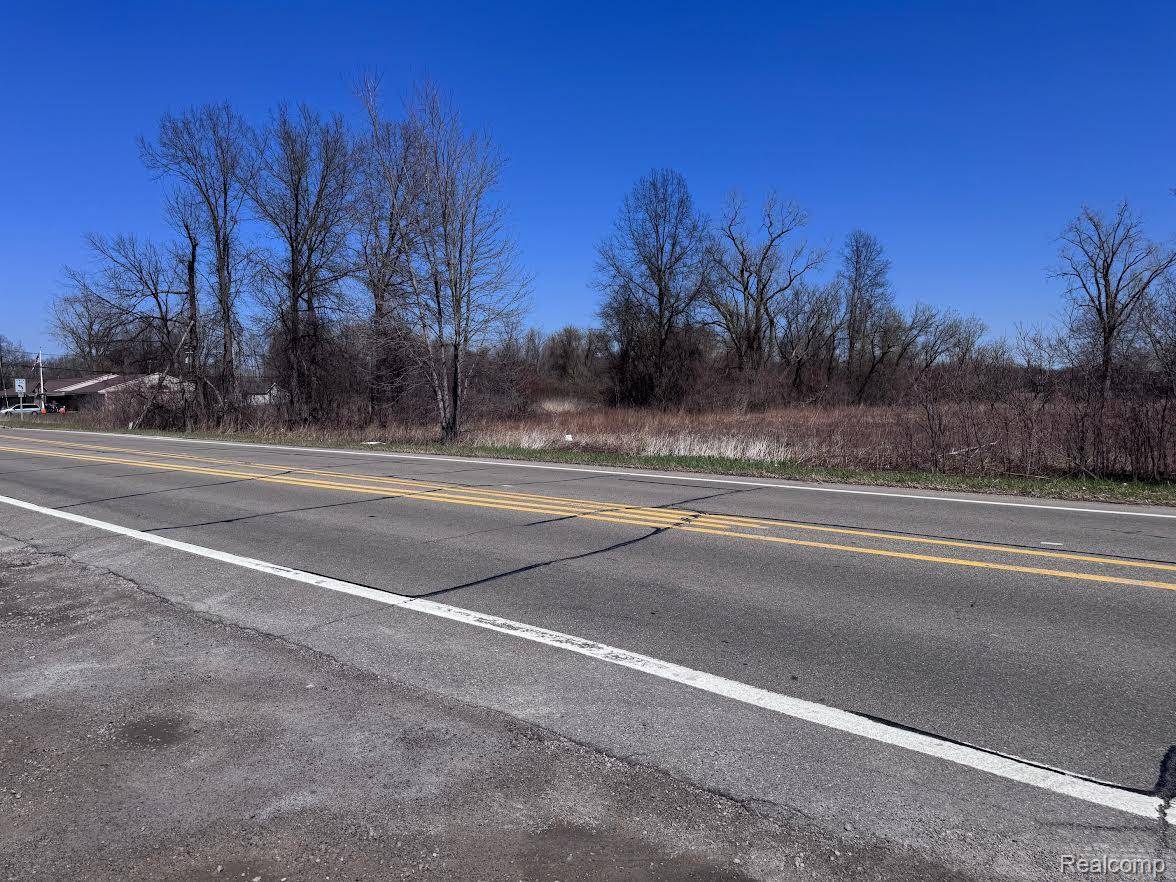 VAC Sibley RD, Romulus, MI 48174