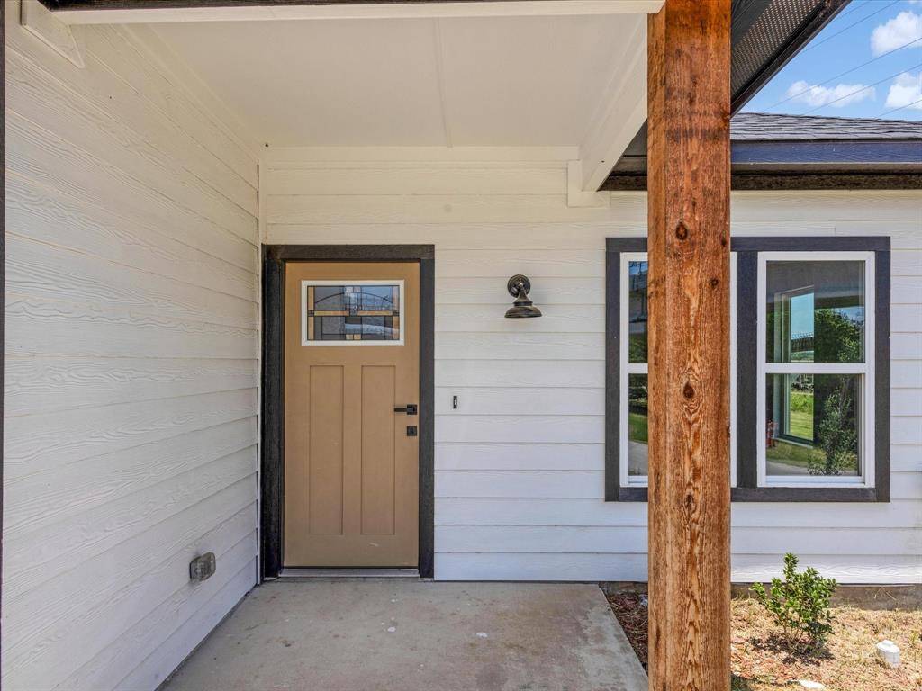 1609 E Bluff Street, Fort Worth, TX 76102