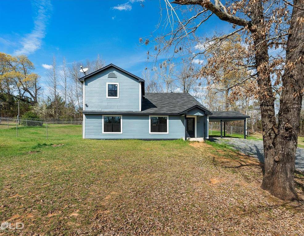 227 White Road, Frierson, LA 71027
