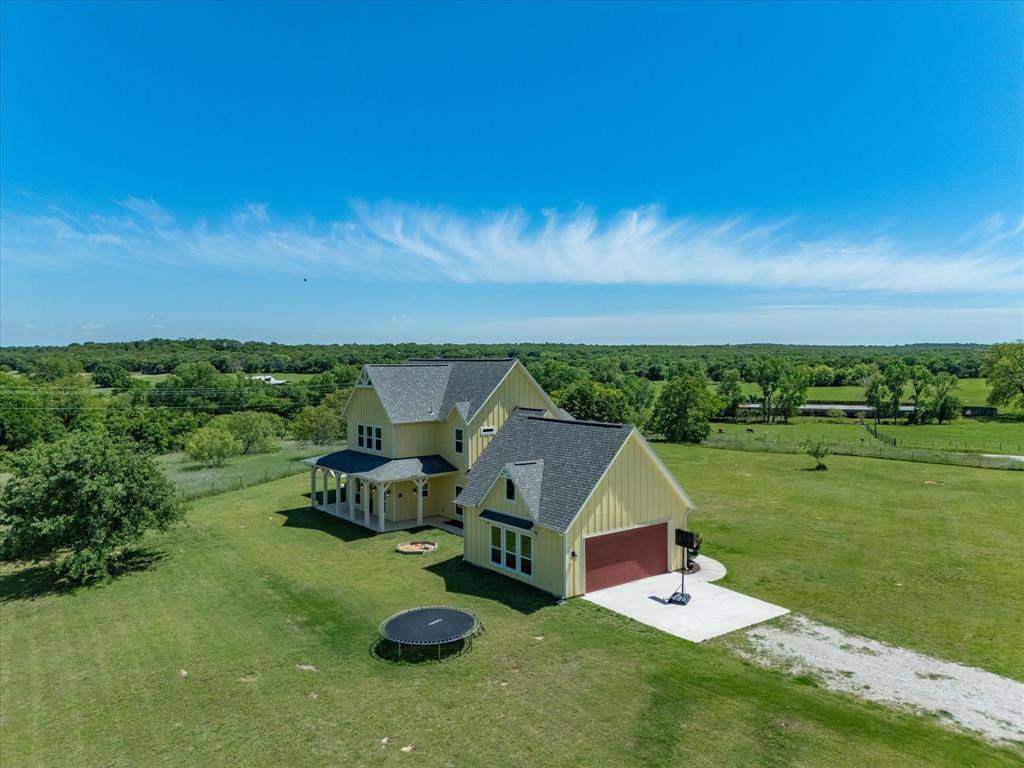 2025 County Road 1792, Sunset, TX 76270