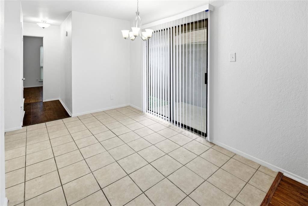 3324 Green Ridge Street, Fort Worth, TX 76133