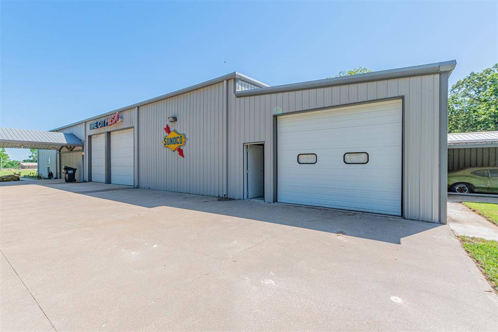 129 Rs County Road 2222, Emory, TX 75440