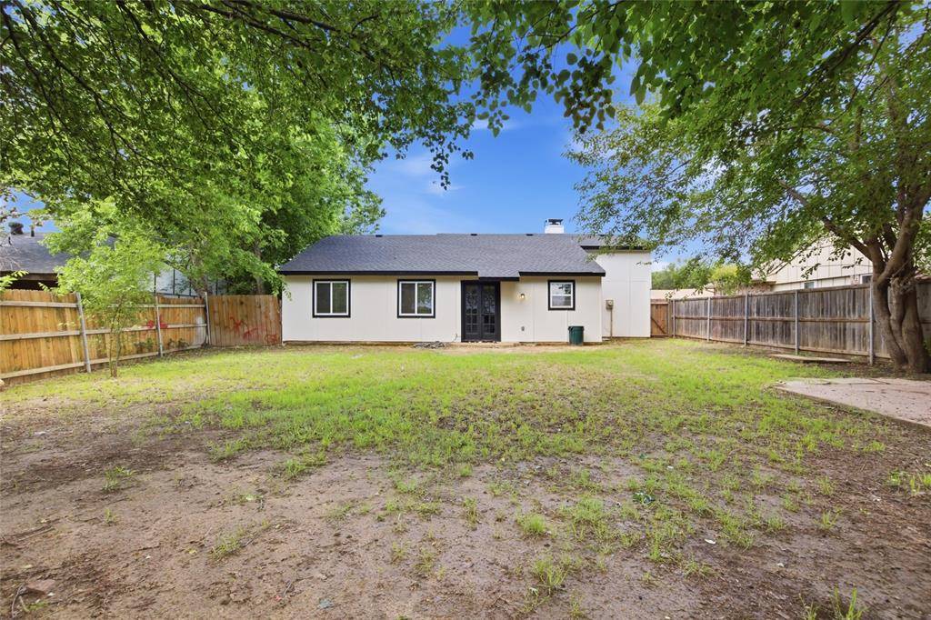 5644 Santa Fe Trail, Haltom City, TX 76148