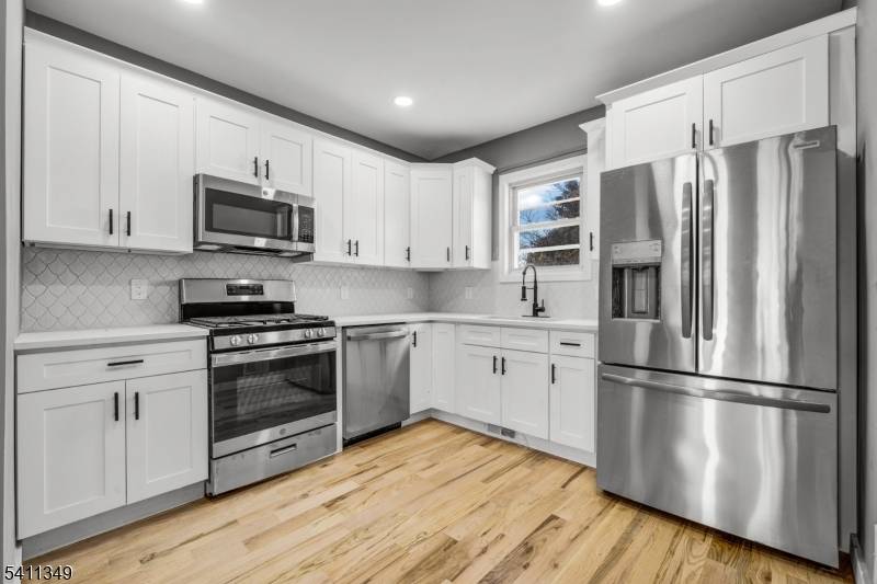 2106 Whittier St, Rahway City, NJ 07065