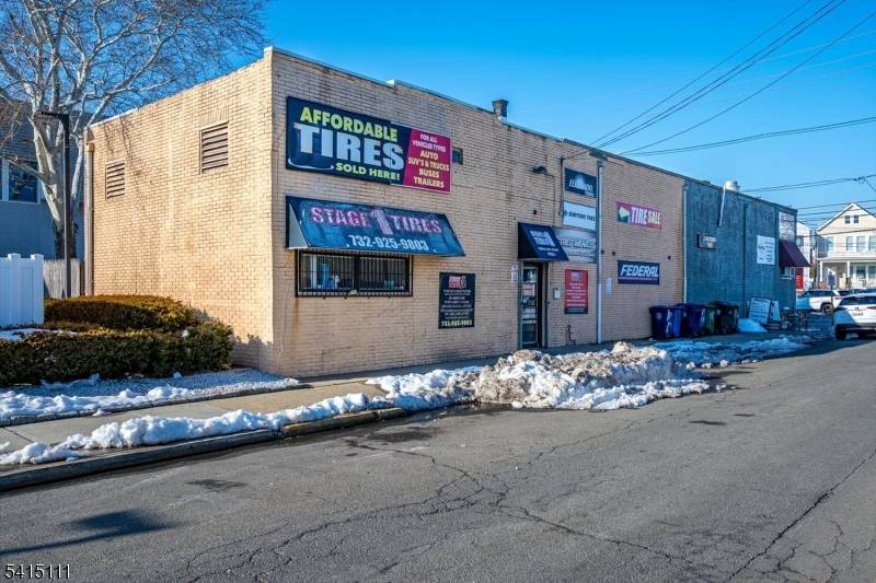 591 New Brunswick Ave, Perth Amboy City, NJ 08861