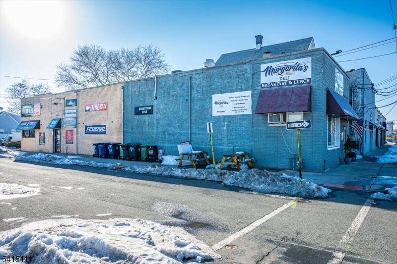 591 New Brunswick Ave, Perth Amboy City, NJ 08861