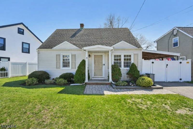 23 Smith Ave, Wanaque Boro, NJ 07420