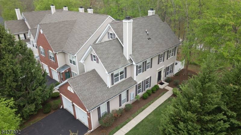 909 S Branch Dr, Readington Twp., NJ 08889