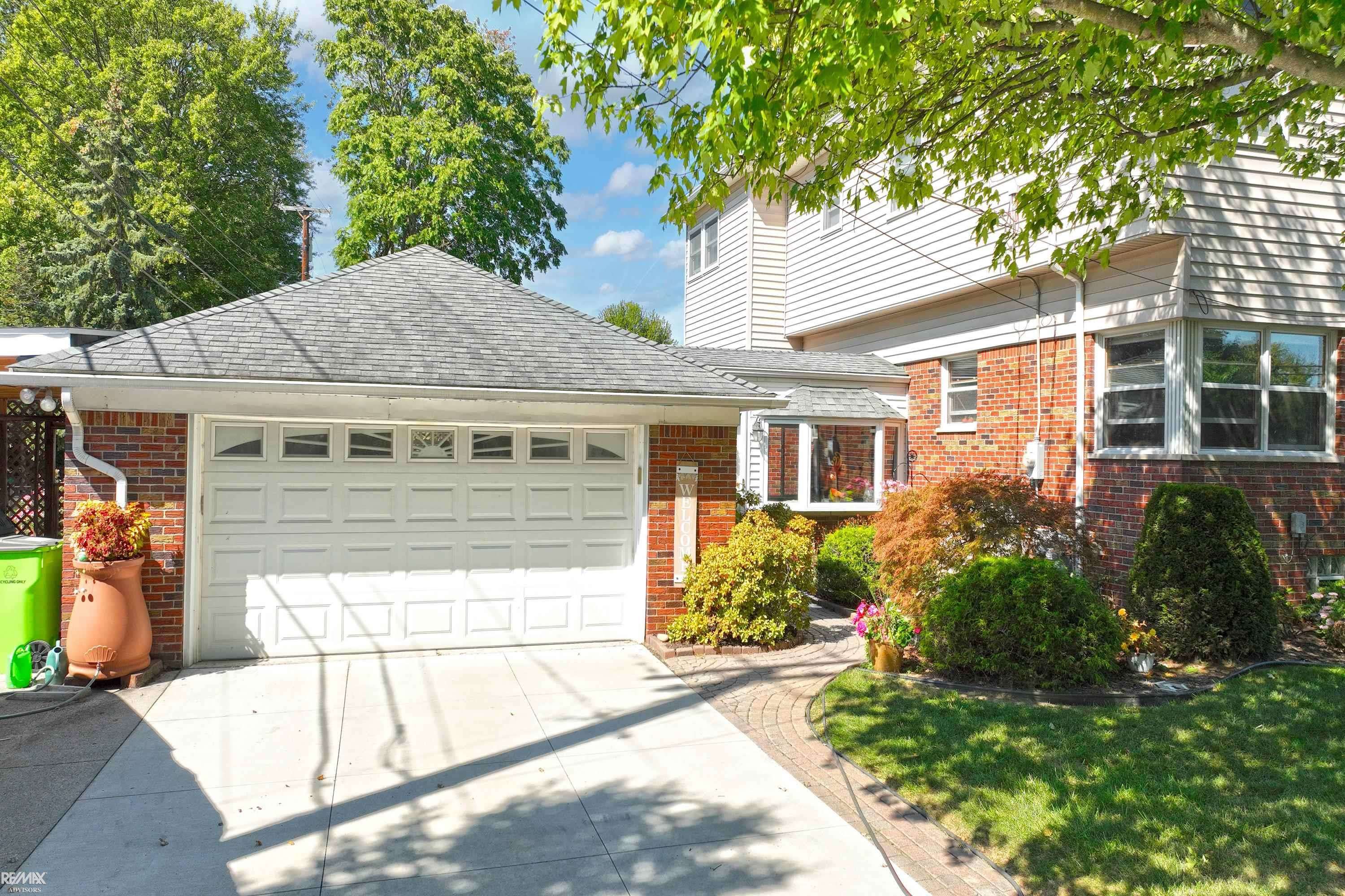 28900 S River RD, Harrison Twp, MI 48045