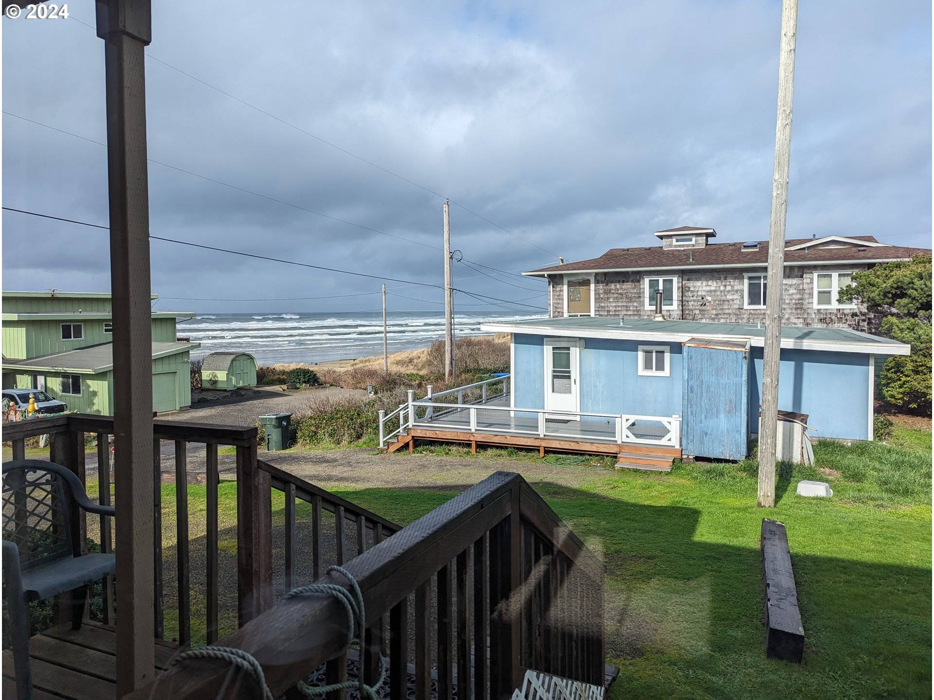 88565 2ND AVE, Florence, OR 97439