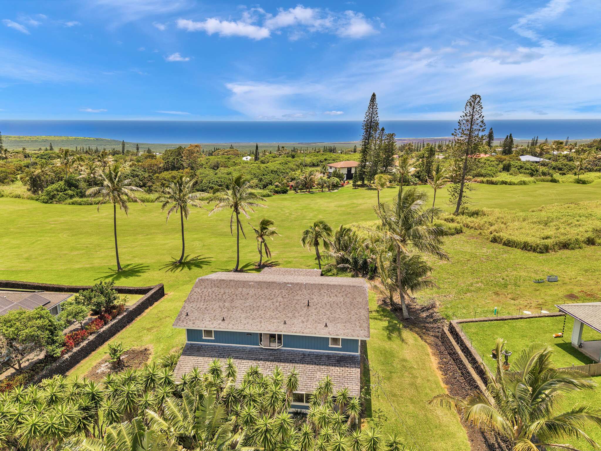 94-5786 KALAKAU ST, Naalehu, HI 96772