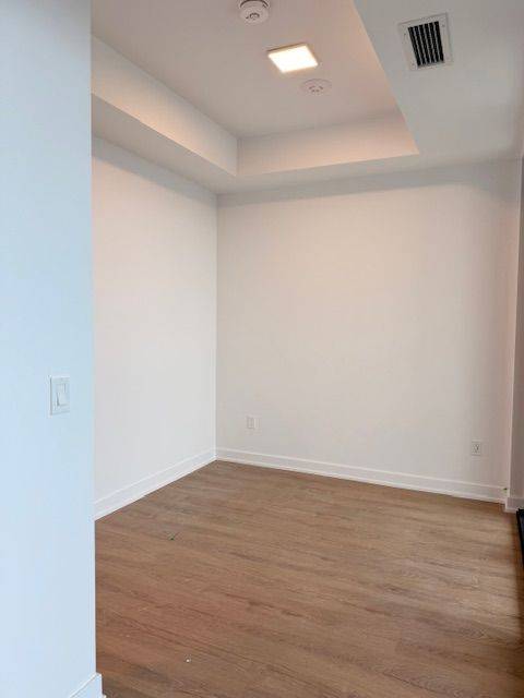 29 Green Trail CT #2806, Toronto C15, ON M2K 0J9