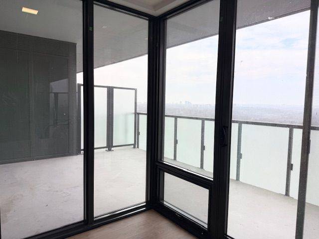 29 Green Trail CT #2806, Toronto C15, ON M2K 0J9