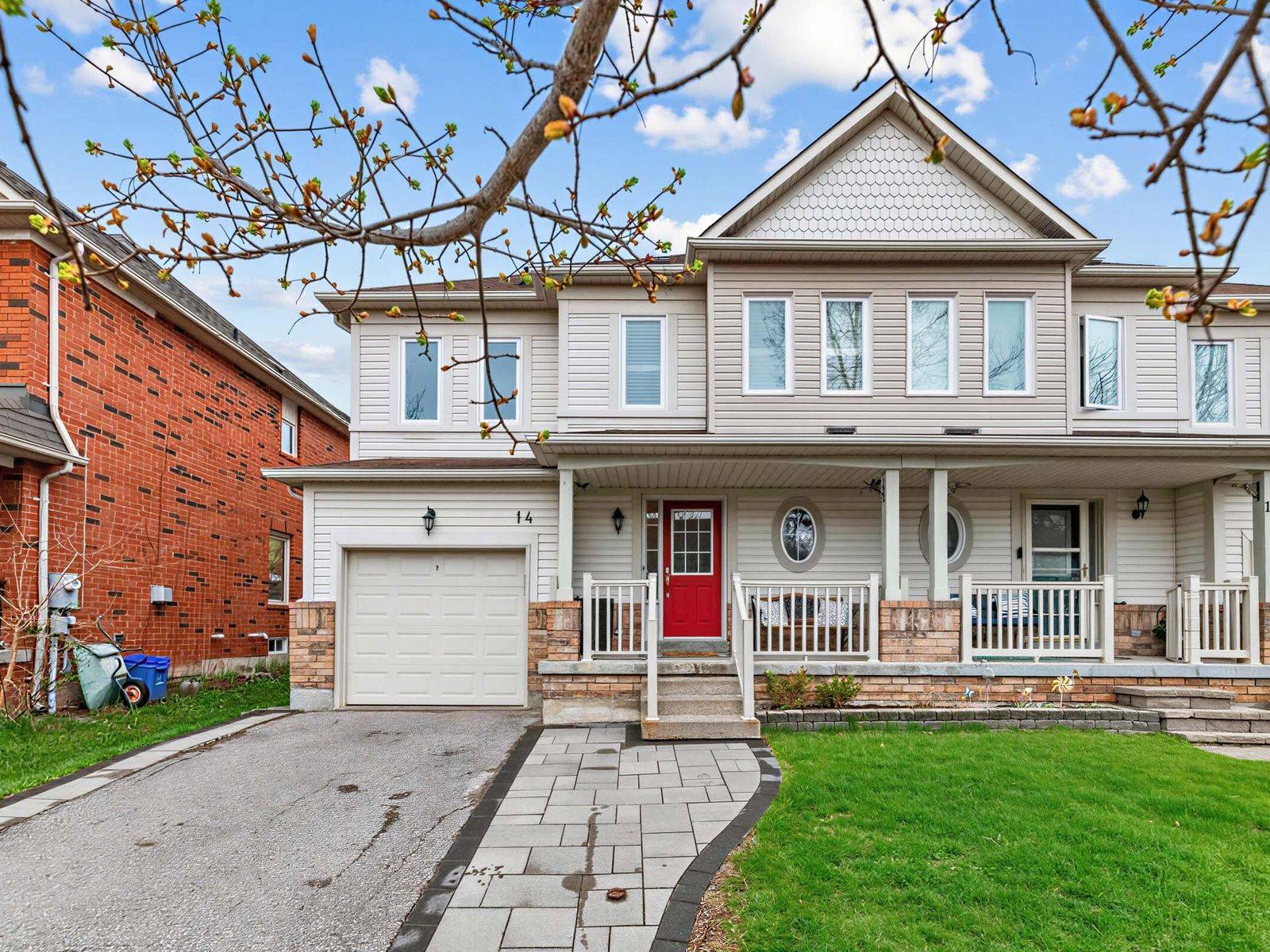 14 Ostick ST, Aurora, ON L4G 7K5